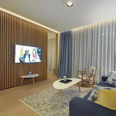 Leona Residences Apartment